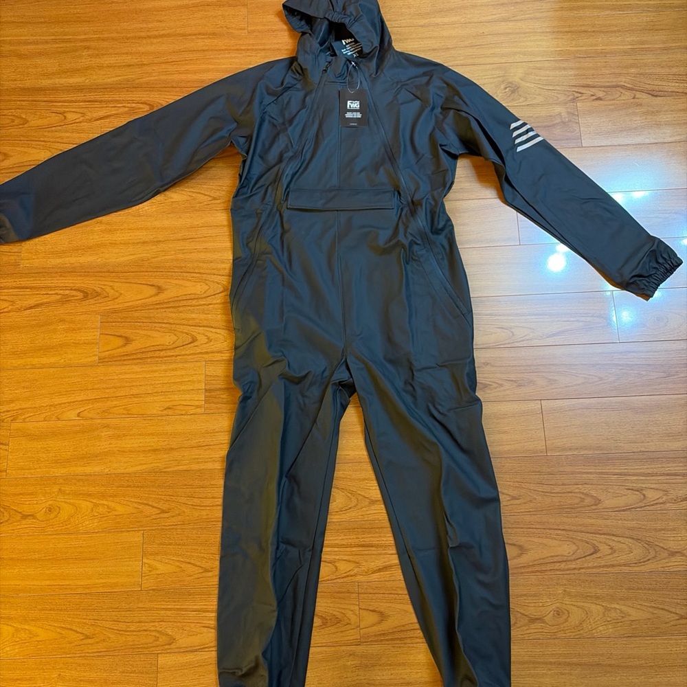 FWG Waterproof Rain Suit & Multi-Pocket Lightweight Size XL
